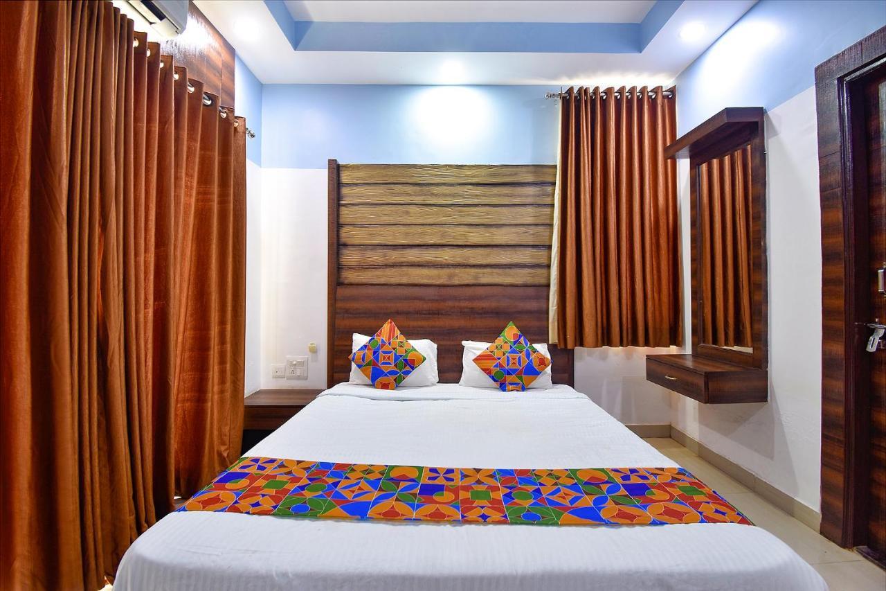 Fabhotel Ocean View Apartment, Dabolim Old Goa Exteriör bild