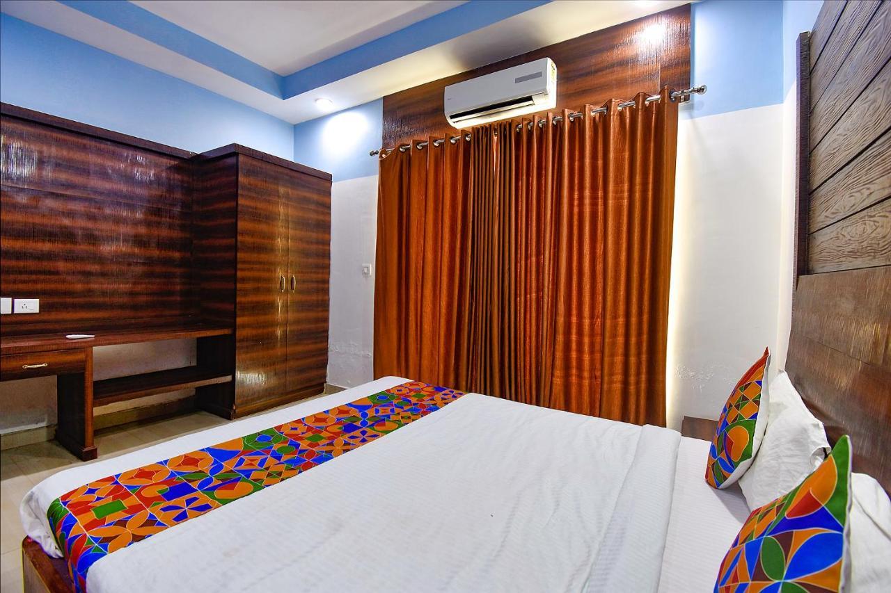 Fabhotel Ocean View Apartment, Dabolim Old Goa Exteriör bild