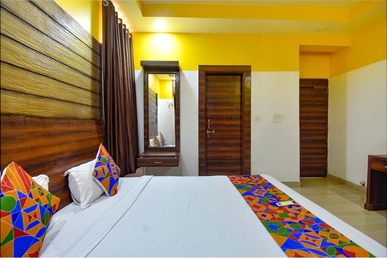 Fabhotel Ocean View Apartment - Nr Dabolim Airport Old Goa Exteriör bild